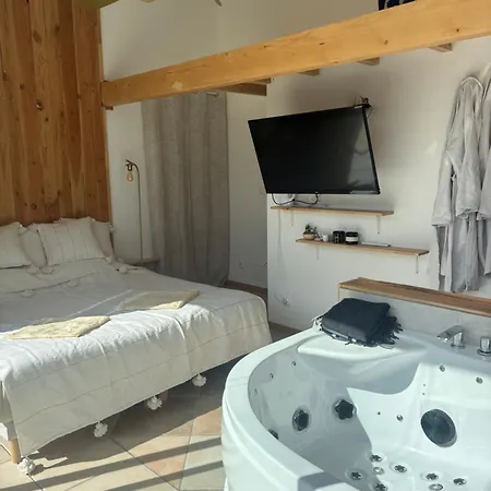 Un Petit Coin De Paradis Bed and breakfast Ganges